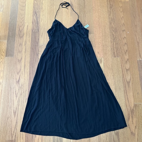 Old Navy Fit And Flare Crinkled Halter Smocked Maxi Dress Black Womens XXL 2XL - Picture 1 of 8